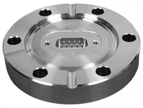 Bild 1 - CF SUB-D feedthrough DN 63 - 25 Pins a=114,3 / b=1,2 / c=17